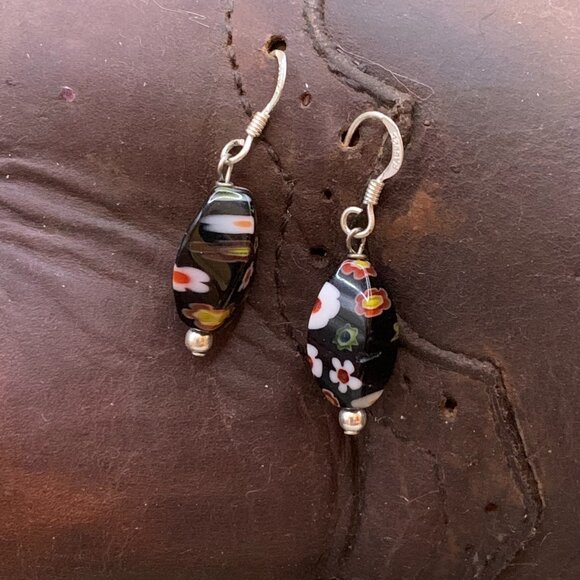 Sterling Silver Black Murano Glass Millefiori Drop Earrings J526 - Picture 4 of 5